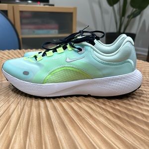 Nike React running shoes - women 9 men 7.5